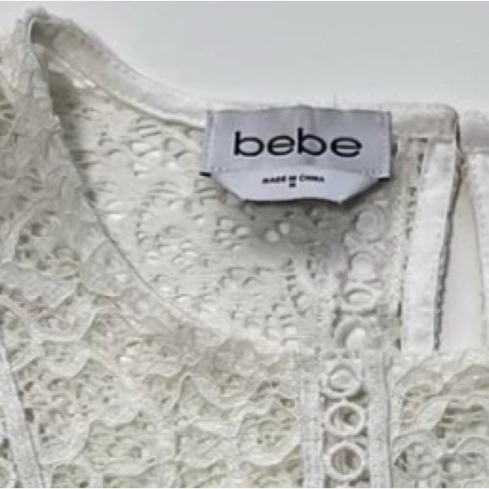 bebe Lace Ruffle Blouse Size Medium - Picture 9 of 9